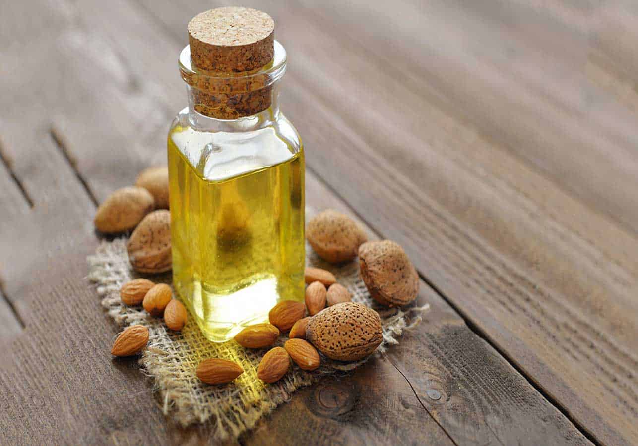 Sweet Almond Oil. Almond Oil. Home Remedies Almond Oil. Касторовое масло и миндаль